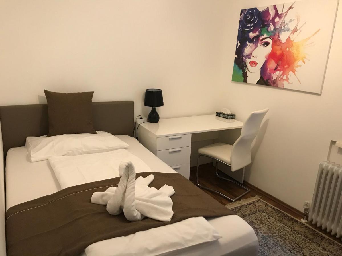 Hotel-Restaurant Zum Donaueck Μαουτχάουζεν Εξωτερικό φωτογραφία