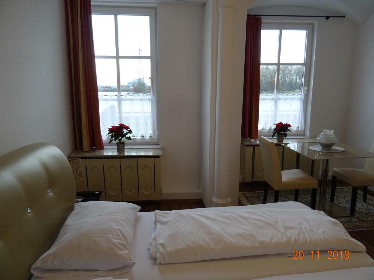 Hotel-Restaurant Zum Donaueck Μαουτχάουζεν Εξωτερικό φωτογραφία